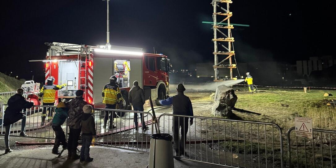 Feuerwehr beim Werthner Funken in Mauren am 9. März 2025